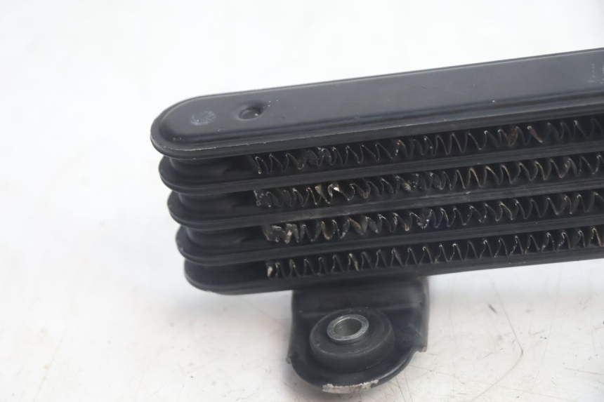 photo de OLIERADIATEUR SUZUKI DR S 600 (1985 - 1989) - Detail van het onderdeel