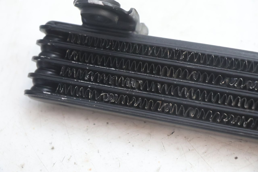 photo de OLIERADIATEUR SUZUKI DR S 600 (1985 - 1989) - Gecontroleerd onderdeel