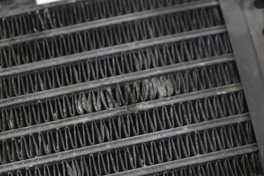 photo de OLIERADIATEUR KAWASAKI ZR7 ZR-7 S 750 (1999 - 2004) - Detail van het onderdeel