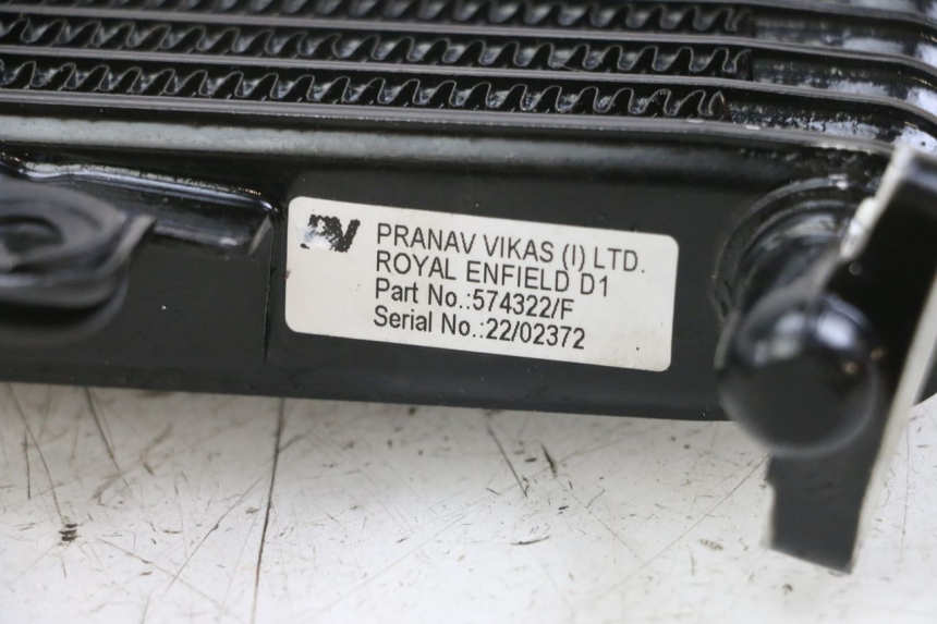 photo de OLIERADIATEUR ROYAL ENFIELD SCRAM 411 (2022 - 2024) - Technische close-up