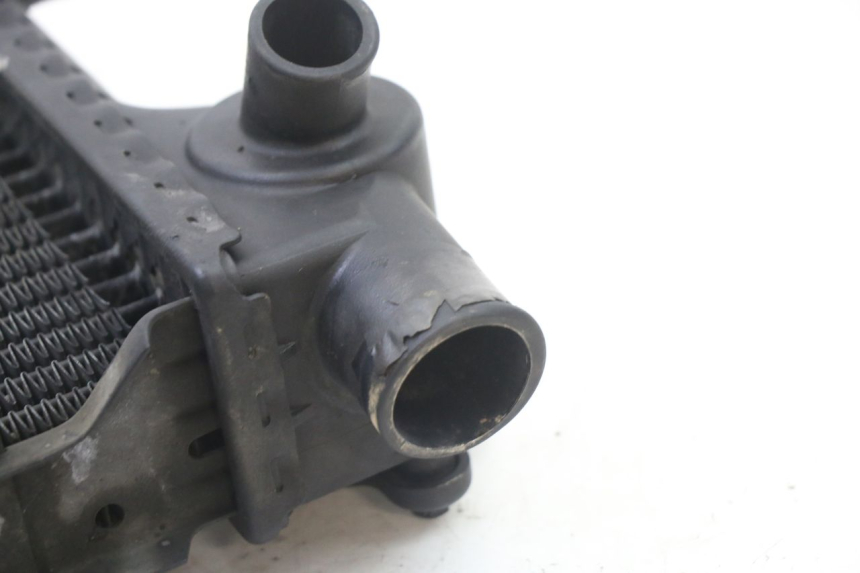 photo de RADIATEUR BMW K 75 RT 750 (1989 - 1997) - Bevestigingspunten