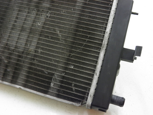 photo de RADIATEUR KYMCO XCITING RI ABS 500 (2010) - Bevestigingspunten