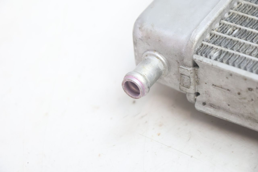 photo de RADIATEUR PIAGGIO MP3 HPE 530 (2022 - 2026) - Bevestigingspunten
