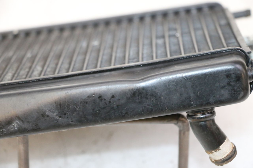 photo de RADIATEUR PIAGGIO MP3 LT 300 (2010 - 2016) - Zoom op gebruiksstaat