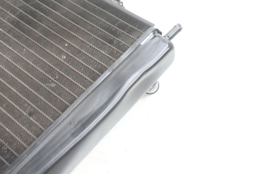 photo de RADIATEUR PIAGGIO MP3 500 (2016 - 2018) - Kenmerkende details