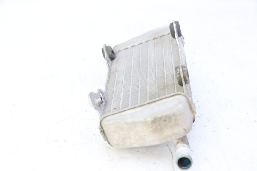 photo de RADIATEUR RIEJU MRT 50 (2018 - 2021) - Technische close-up