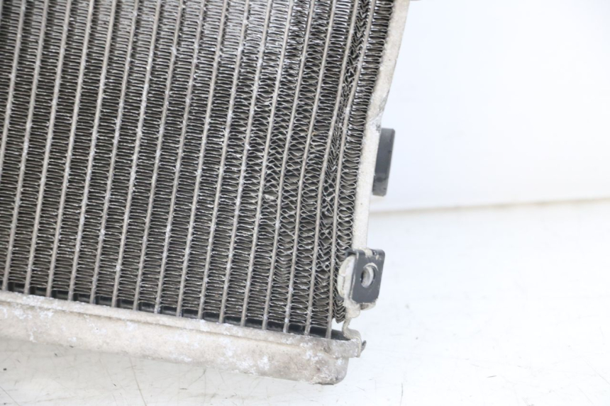 photo de RADIATEUR YAMAHA MT-07 MT07 ABS 700 (2014 - 2017) - Zoom op componenten