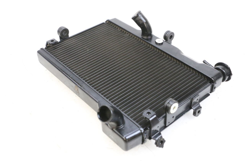 photo de RADIATEUR YAMAHA MT-07 MT07 ABS 700 (2018 - 2020) - Andere kijkhoek