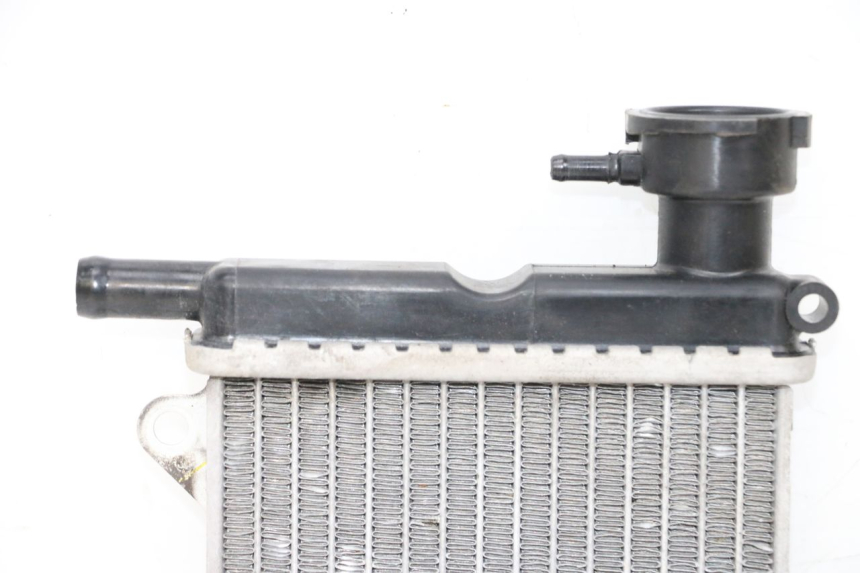 photo de RADIATEUR YAMAHA NEOS NEO'S 4T 50 (2008 - 2016) - Bevestigingspunten