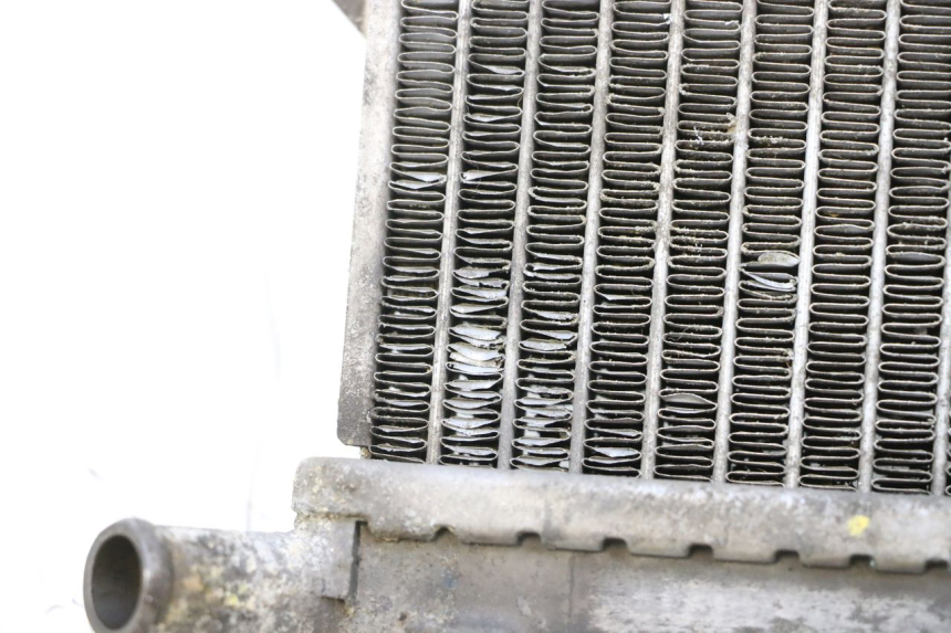 photo de RADIATEUR YAMAHA NEOS NEO'S 4T 50 (2008 - 2016) - Detail van het onderdeel