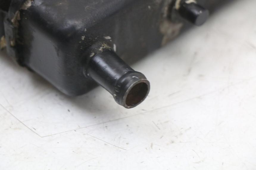 photo de RADIATEUR HONDA NES AROBASE 125 (2000 - 2003) - Technische close-up