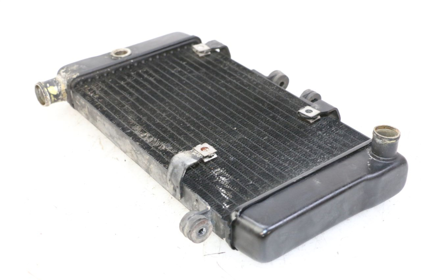 photo de RADIATEUR HONDA NTV DEAUVILLE 650 (2001 - 2006) - Zoom op gebruiksstaat