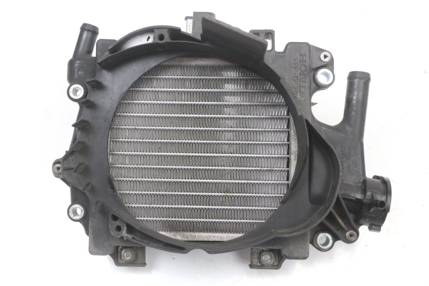 photo de RADIATEUR HONDA PCX (JF28) 125 (2009 - 2011) - Andere kijkhoek