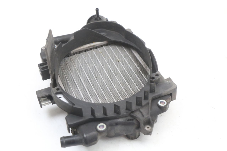 photo de RADIATEUR HONDA PCX (JF28) 125 (2009 - 2011) - Overzicht