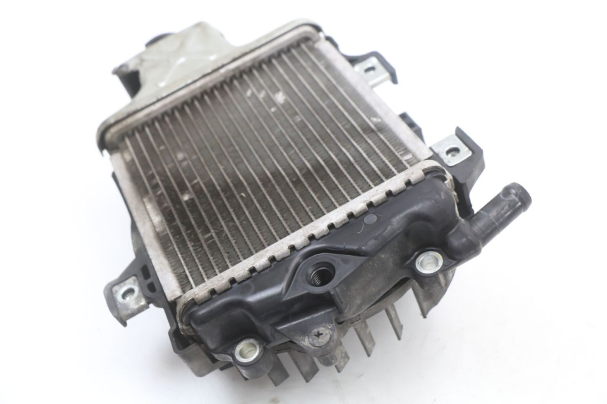photo de RADIATEUR HONDA PCX (JF47) 125 (2012 - 2013) - Detail van het onderdeel