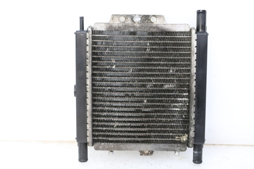 photo de RADIATEUR PEUGEOT SATELIS 125 (2013 - 2018) - Bevestigingspunten