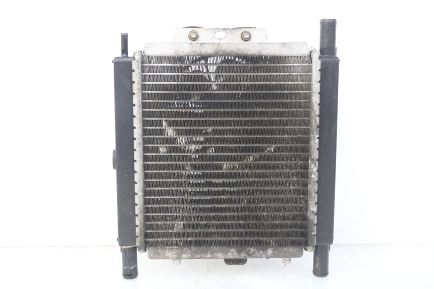 photo de RADIATEUR PEUGEOT SATELIS COMPRESSOR K15 125 (2006 - 2009) - Zoom op gebruiksstaat