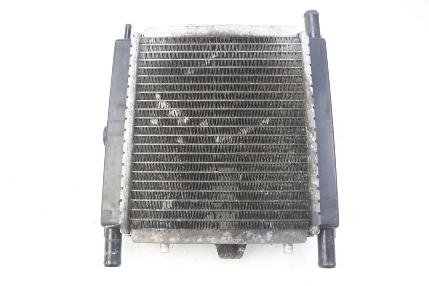 photo de RADIATEUR PEUGEOT SATELIS COMPRESSOR K15 125 (2006 - 2009) - Bevestigingspunten
