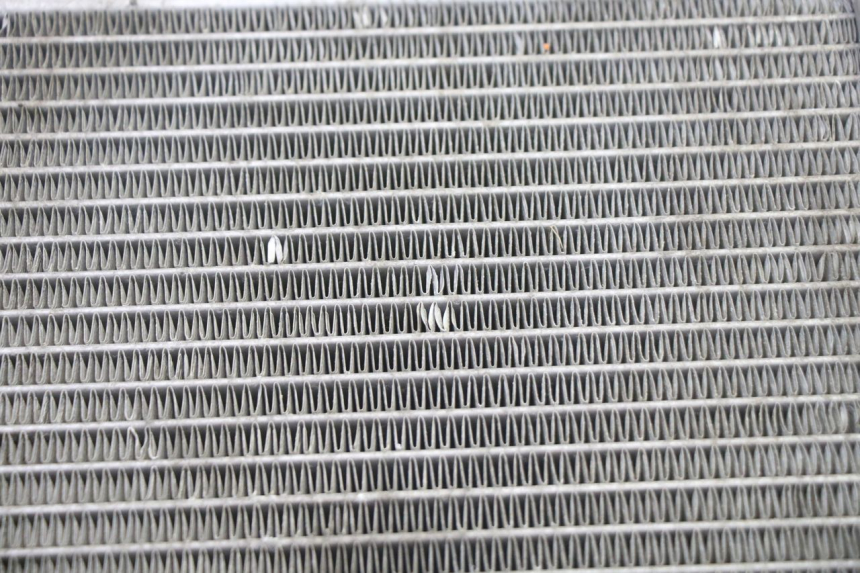 photo de RADIATEUR PEUGEOT SATELIS 250 (2006 - 2012) - Technische close-up