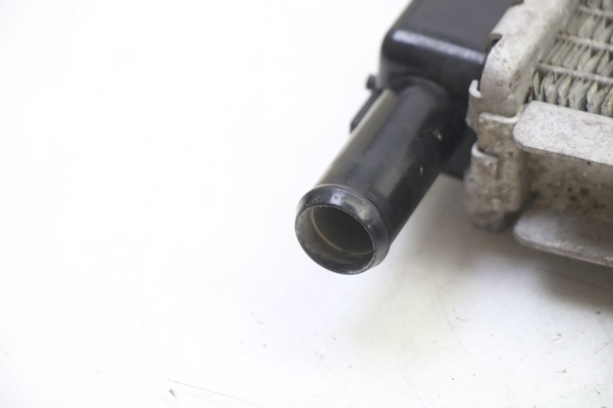 photo de RADIATEUR PEUGEOT SATELIS 250 (2006 - 2012) - Bevestigingspunten