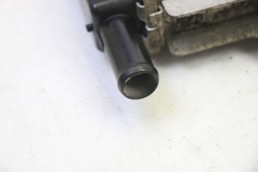 photo de RADIATEUR PEUGEOT SATELIS 125 (2013 - 2018) - Staat van het oppervlak