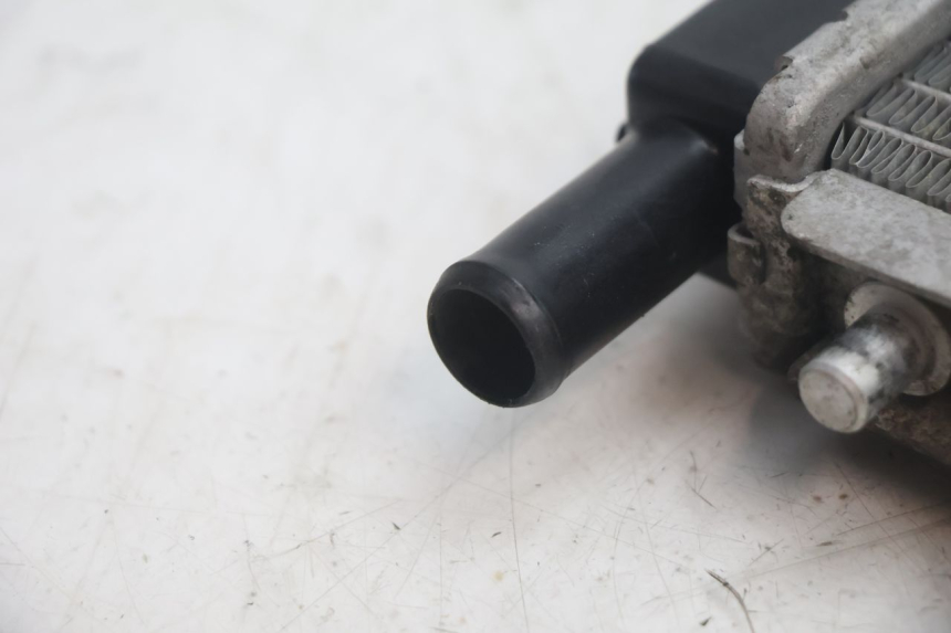 photo de RADIATEUR PEUGEOT SATELIS 125 (2013 - 2018) - Gecontroleerd onderdeel