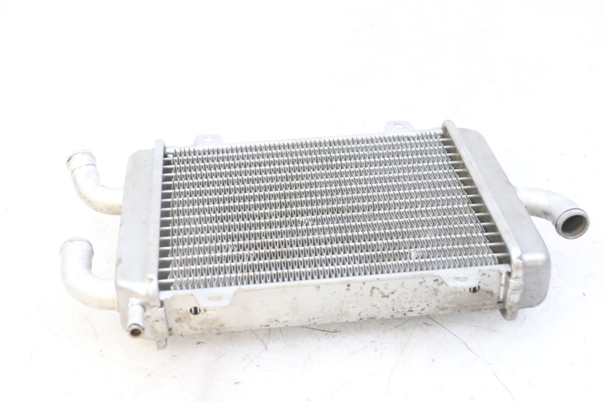 photo de RADIATEUR PEUGEOT SPEEDFIGHT 2 LC 50 (2000 - 2009) - Detail van het onderdeel