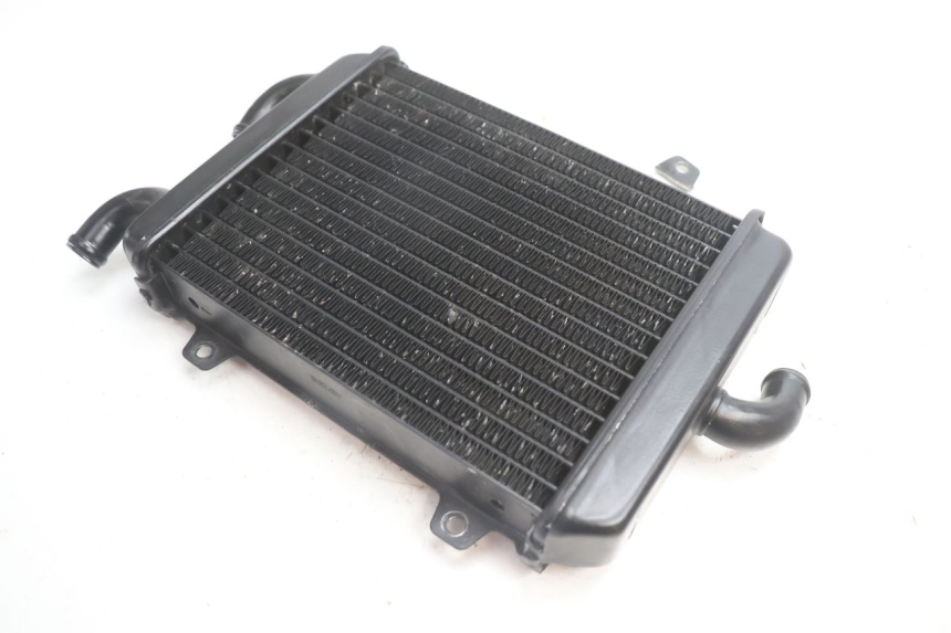 photo de RADIATEUR PEUGEOT SPEEDFIGHT LC 50 (1996 - 2002) - Zoom op gebruiksstaat