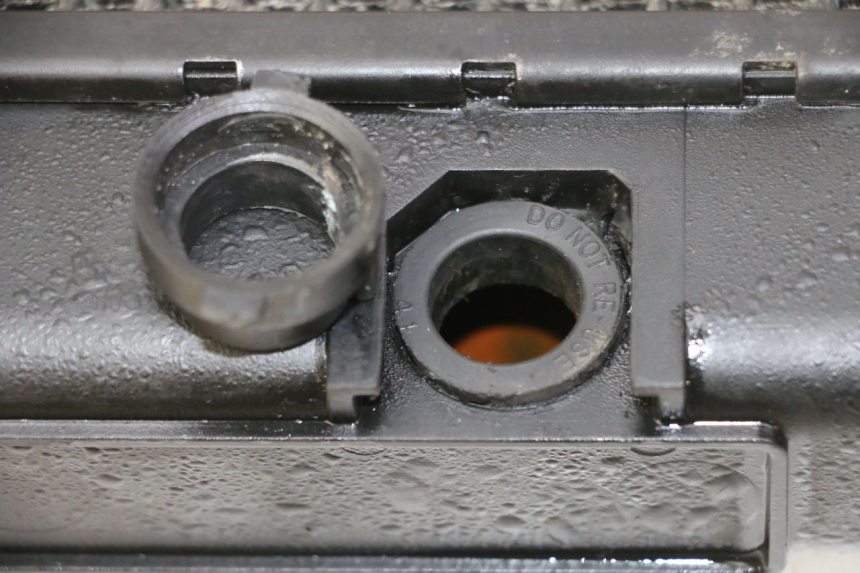 photo de RADIATEUR TRIUMPH SPRINT 900 (1995 - 1998) - Detail van het onderdeel