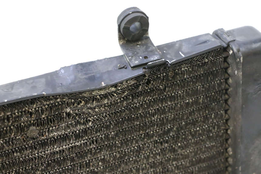 photo de RADIATEUR HONDA ST PAN EUROPEAN 1100 (1990 - 2002) - Detail van het onderdeel