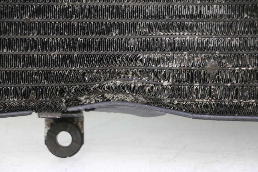 photo de RADIATEUR HONDA ST PAN EUROPEAN 1100 (1990 - 2002) - Kenmerkende details