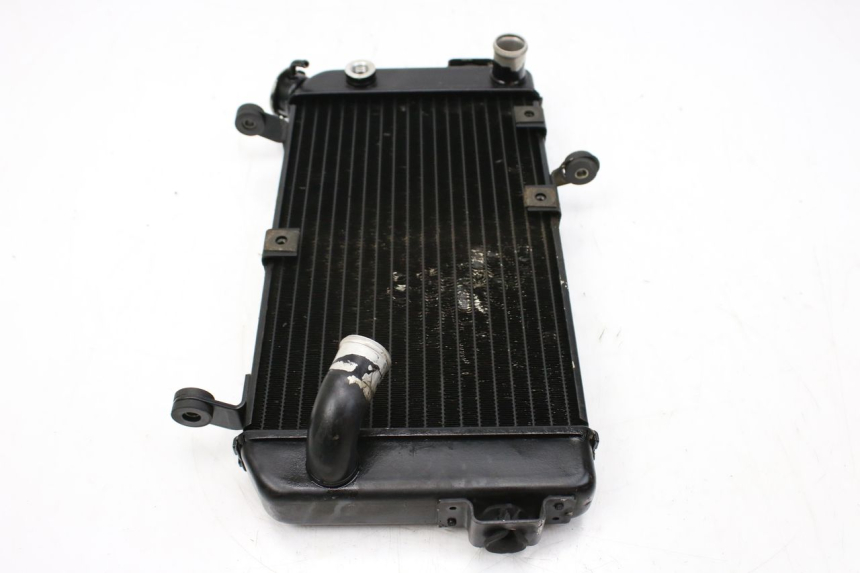 photo de RADIATEUR SUZUKI SV S 650 (1999 - 2002) - Technische close-up