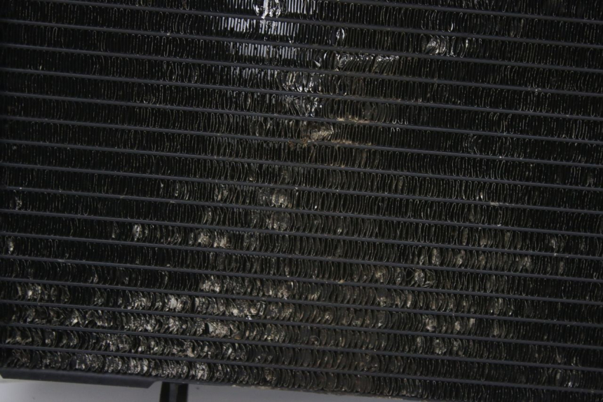 photo de RADIATEUR SUZUKI SV S 650 (1999 - 2002) - Bevestigingspunten