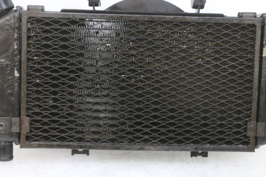 photo de RADIATEUR YAMAHA TDM ABS 900 (2002 - 2014) - Zoom op componenten
