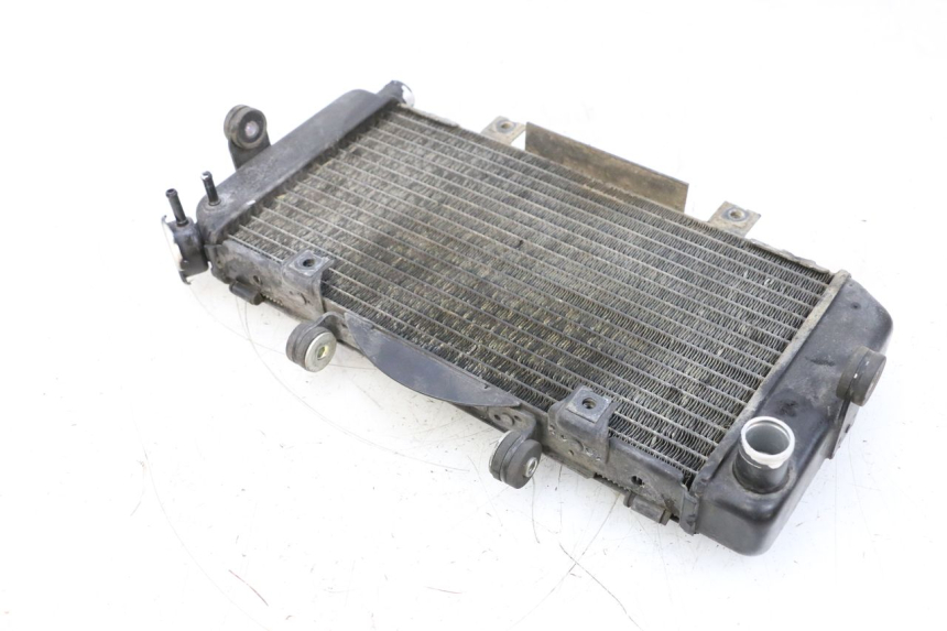 photo de RADIATEUR YAMAHA TDM ABS 900 (2002 - 2014) - Bevestigingspunten