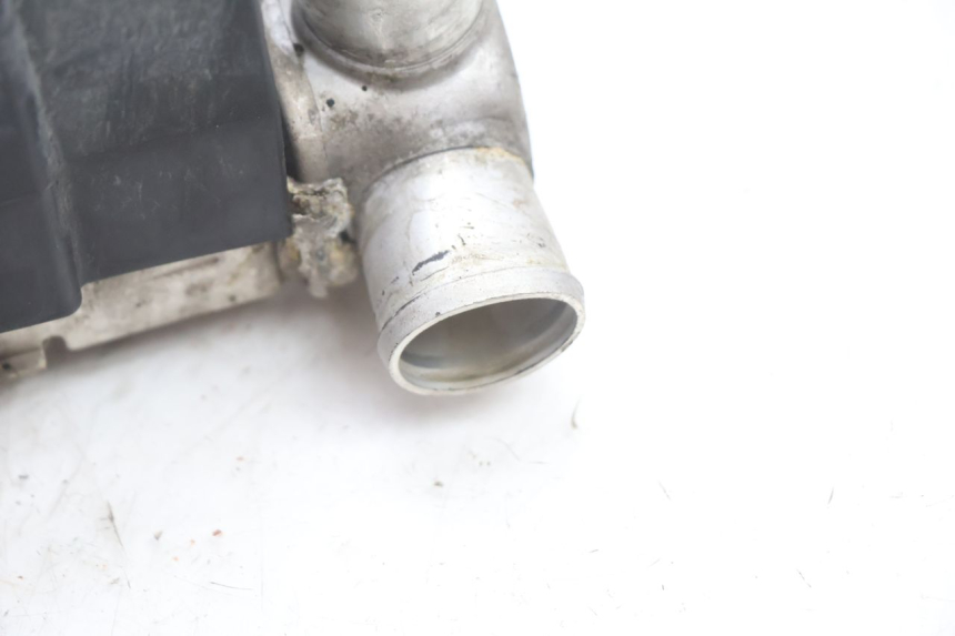photo de RADIATEUR HONDA VFR FI RC46 800 (1998 - 2001) - Visuele inspectie