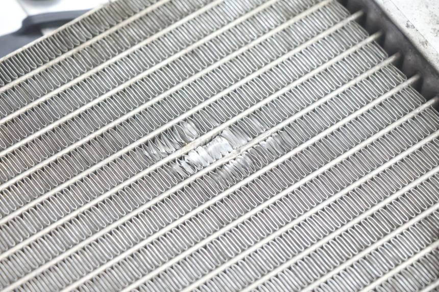 photo de RADIATEUR HONDA VFR FI RC46 800 (1998 - 2001) - Technische close-up