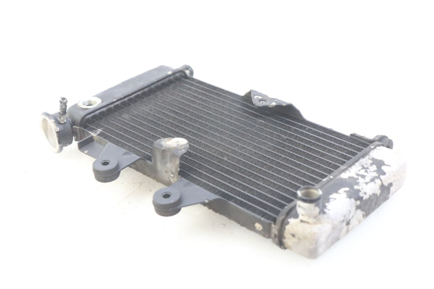 photo de RADIATEUR HONDA VT C SHADOW 125 (1999 - 2007) - Bevestigingspunten