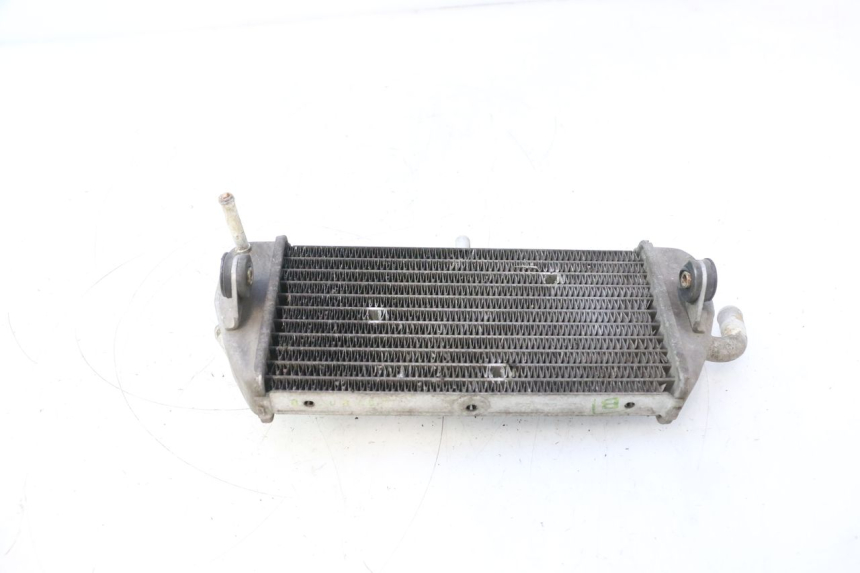 photo de RADIATEUR YAMAHA XMAX X-MAX 125 (2006 - 2009) - Bevestigingspunten