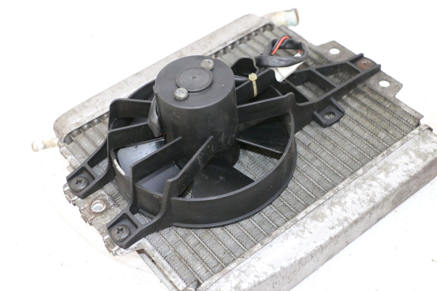 photo de RADIATEUR PIAGGIO X8 125 (2004 - 2007) - Zoom op gebruiksstaat