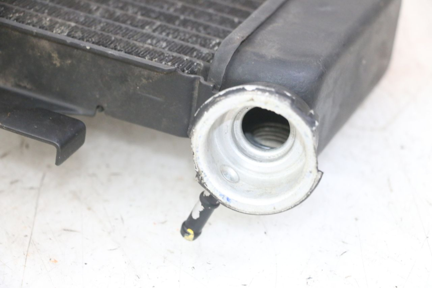 photo de RADIATEUR HONDA XLV VARADERO 125 (2000 - 2006) - Zoom op gebruiksstaat