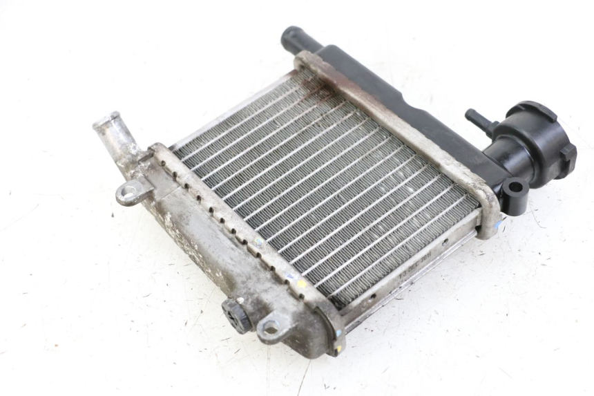 photo de RADIATEUR YAMAHA NEOS NEO'S 4T 50 (2008 - 2016) - Overzicht