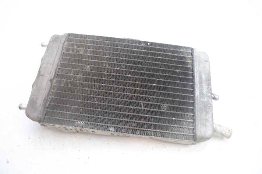photo de RADIATEUR YAMAHA YP MAJESTY 125 (2002 - 2006) - Staat van het oppervlak