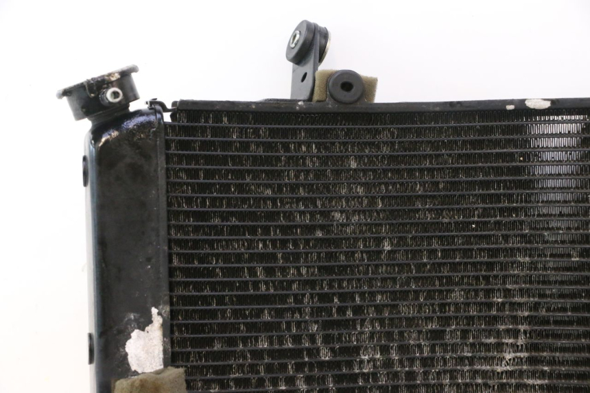 photo de RADIATEUR YAMAHA YZF R6 600 (2008 - 2009) - Detail van het onderdeel