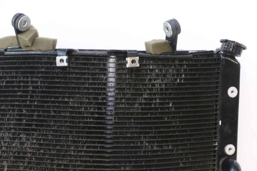 photo de RADIATEUR YAMAHA YZF R6 600 (2008 - 2009) - Markeringen en referenties