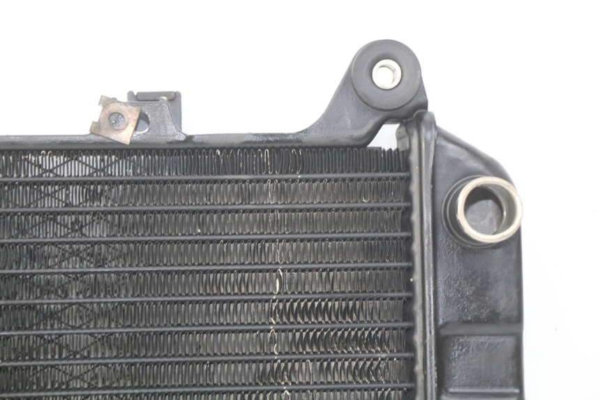 photo de RADIATEUR KAWASAKI ZZR 600 (1995 - 2004) - Bevestigingspunten