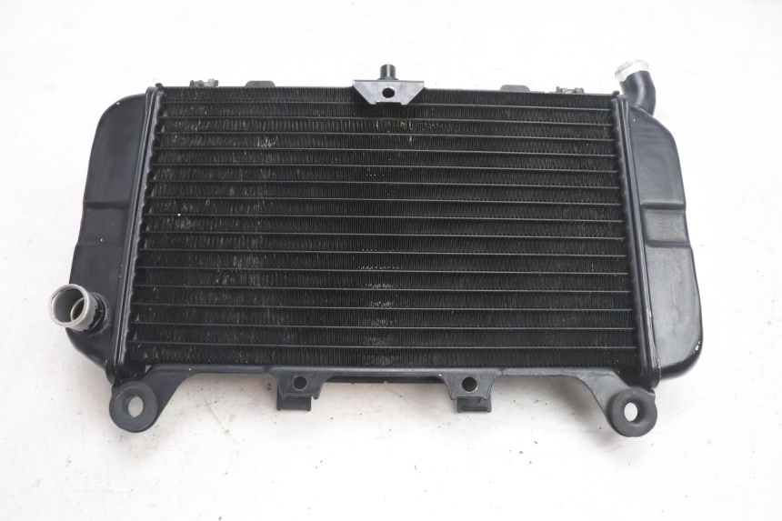 photo de RADIATEUR KAWASAKI ZZR 600 (1995 - 2004) - Hoofdaanzicht