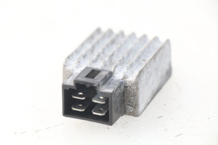 photo de LAADREGELAAR KYMCO AGILITY 4T 50 (2005 - 2018) - Detail van het onderdeel