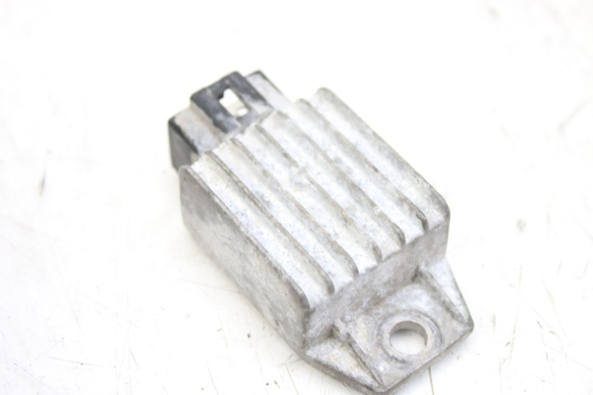 photo de LAADREGELAAR KYMCO AGILITY 4T 50 (2005 - 2018) - Andere kijkhoek