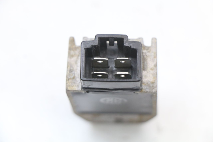 photo de LAADREGELAAR KYMCO AGILITY 4T 50 (2005 - 2018) - Zoom op gebruiksstaat